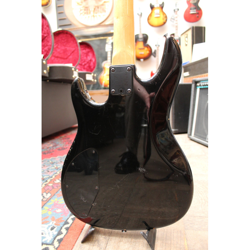 1989 Peavey Foundation Bass black