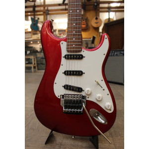 1989 Fender Contemporary Stratocaster ST-562 candy apple red MIJ